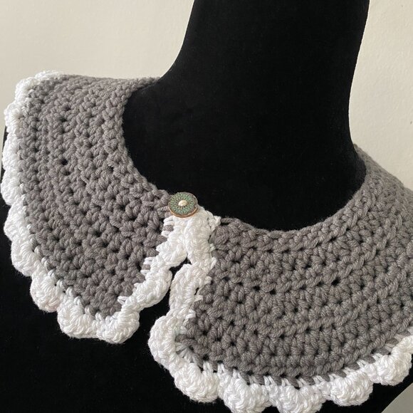 Handmade Crochet Grey White Poly Cotton Collar Neckwear Accessory - Picture 2 of 6